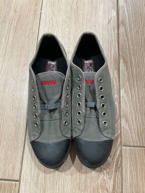 Chrome clip-in bike shoes